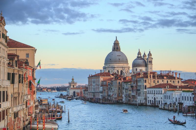 Venice short term rentals: analysis of costs and trends