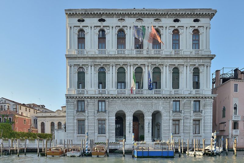 New contemporary art installation Palazzo Corner Venezia