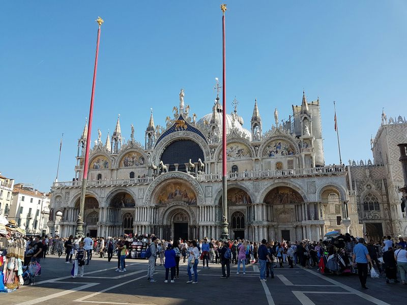 Skip-the-line online tickets for Basilica San Marco from July 2025
