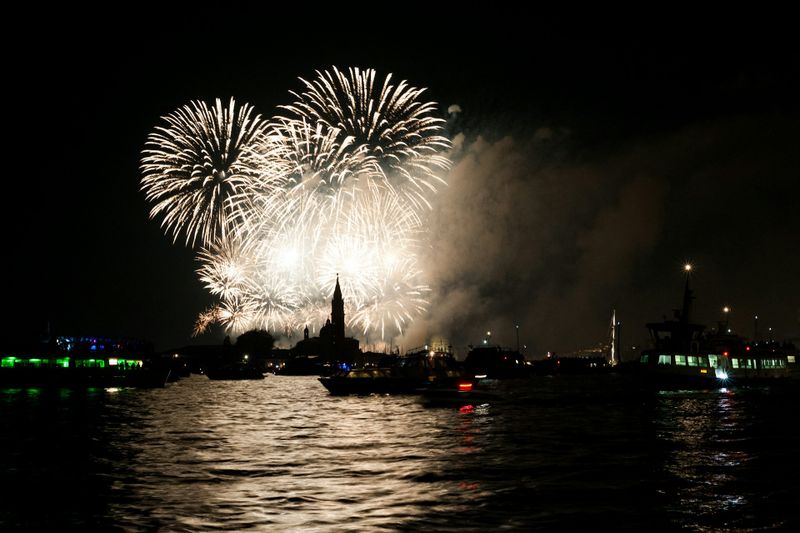 Beach on fire Venice 2025: all the info